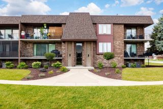 15701 Brassie Court 2N, Orland Park, IL 60462