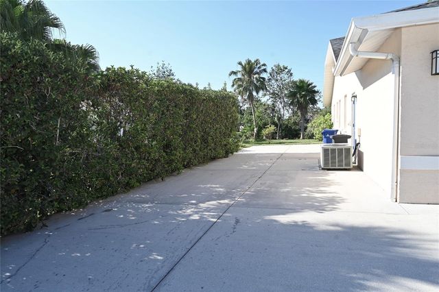 6535 CANARY STREET, Sarasota, FL 34241