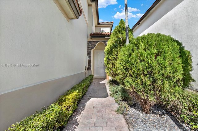 9243 SW 227th Ter 9243, Cutler Bay, FL 33190