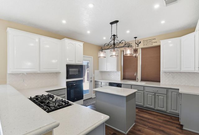 6406 Greenvale Lane, Houston, TX 77066