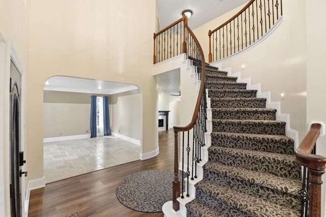 6406 Greenvale Lane, Houston, TX 77066