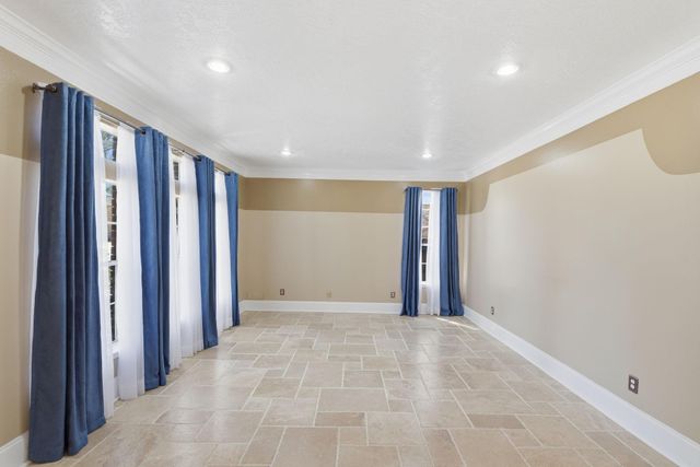 6406 Greenvale Lane, Houston, TX 77066