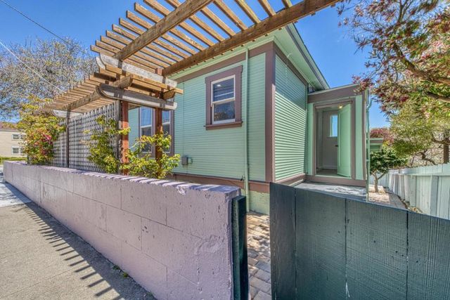 399 Hoffman Avenue, Monterey, CA 93940
