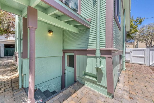 399 Hoffman Avenue, Monterey, CA 93940
