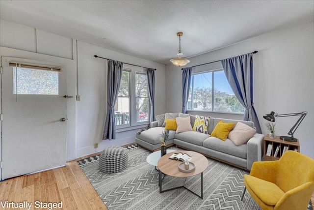 399 Hoffman Avenue, Monterey, CA 93940