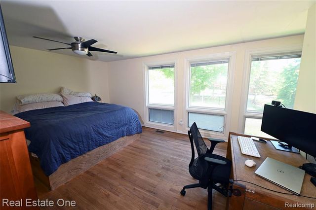 5382 Van Ness Drive, Bloomfield Hills, MI 48302