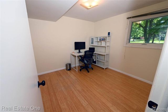 5382 Van Ness Drive, Bloomfield Hills, MI 48302