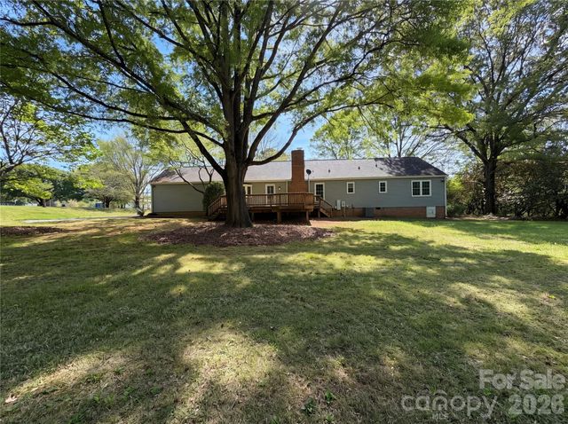 1614 Colfax Drive SE, Concord, NC 28025