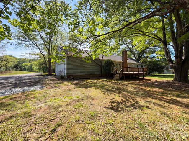 1614 Colfax Drive SE, Concord, NC 28025