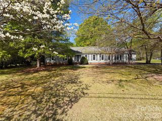 1614 Colfax Drive SE, Concord, NC 28025