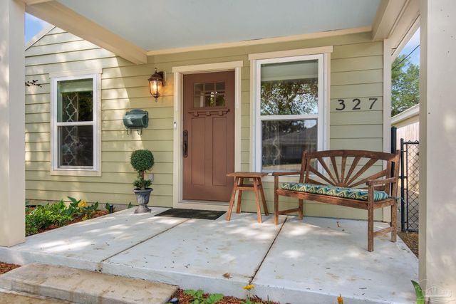 327 N Reus St, Pensacola, FL 32501