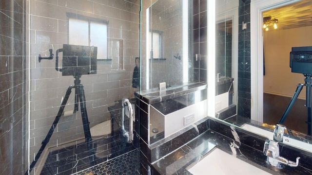 3535 Creek View Drive, Dallas, TX 75233