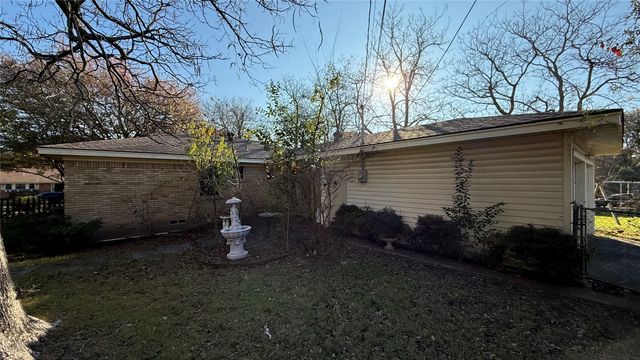 3535 Creek View Drive, Dallas, TX 75233