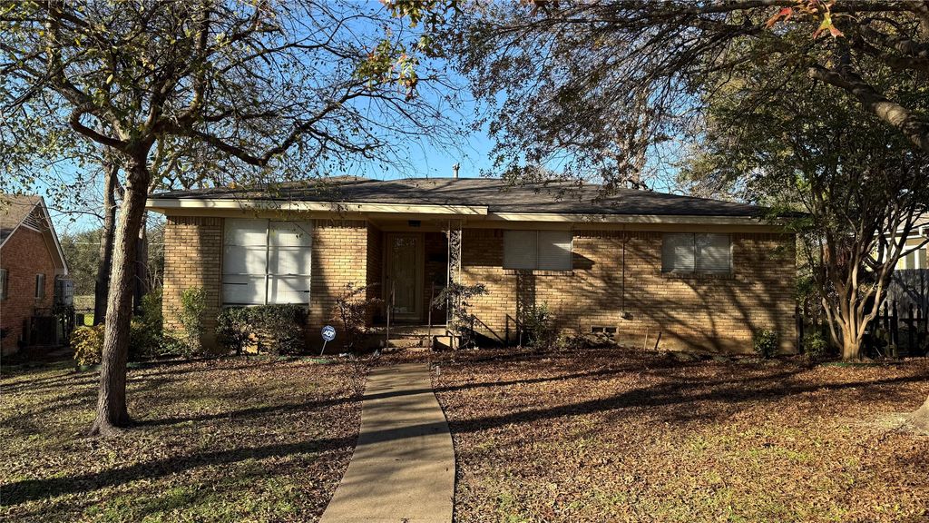 3535 Creek View Drive, Dallas, TX 75233