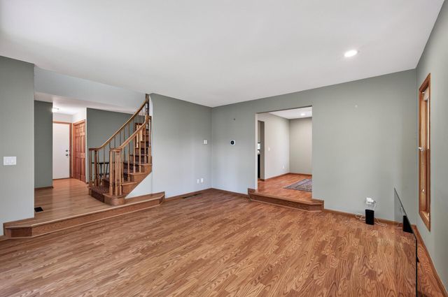 1901 Bloom Court, Hugo, MN 55038