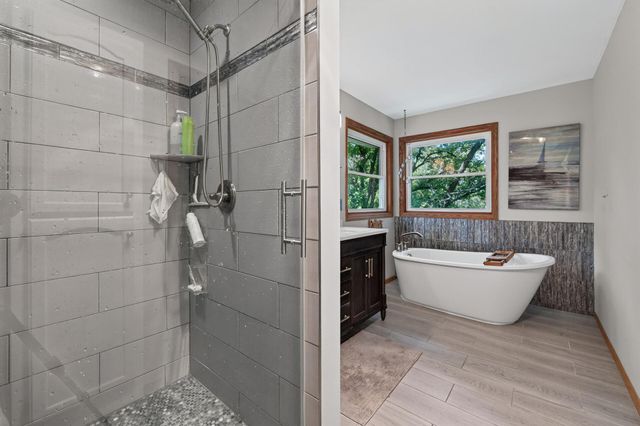1901 Bloom Court, Hugo, MN 55038