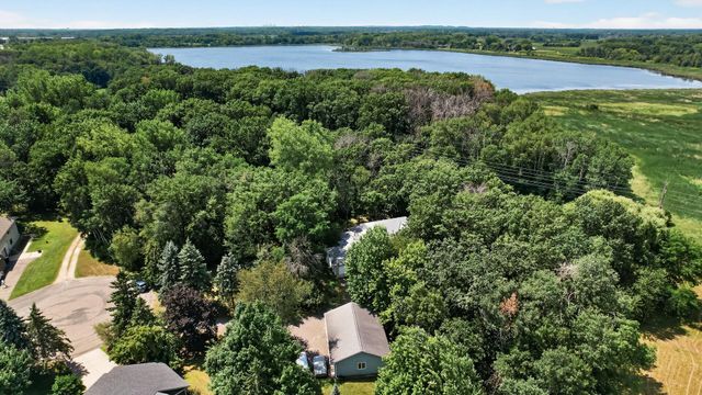 1901 Bloom Court, Hugo, MN 55038