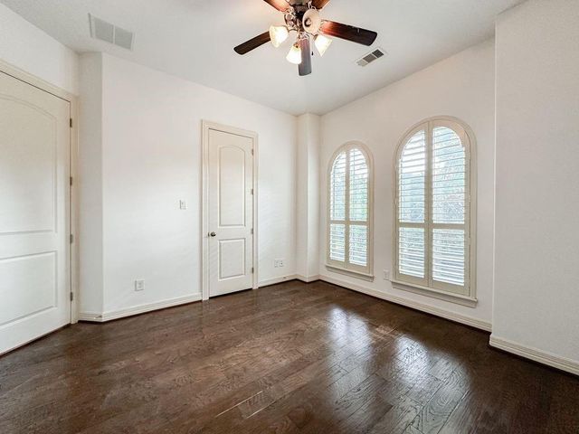 14 Spincaster Dr, Spring, TX 77389