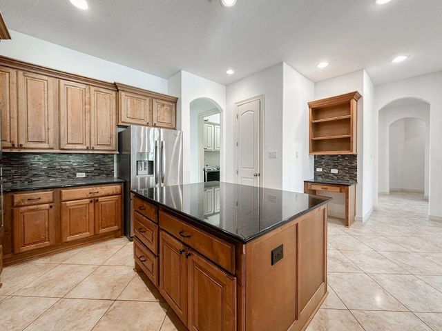 14 Spincaster Dr, Spring, TX 77389