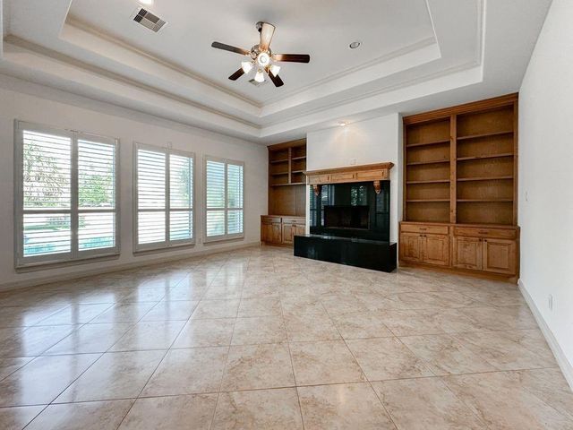 14 Spincaster Dr, Spring, TX 77389