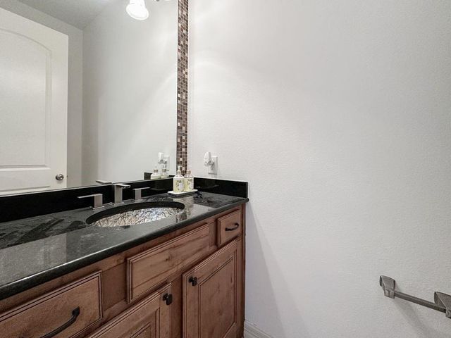 14 Spincaster Dr, Spring, TX 77389