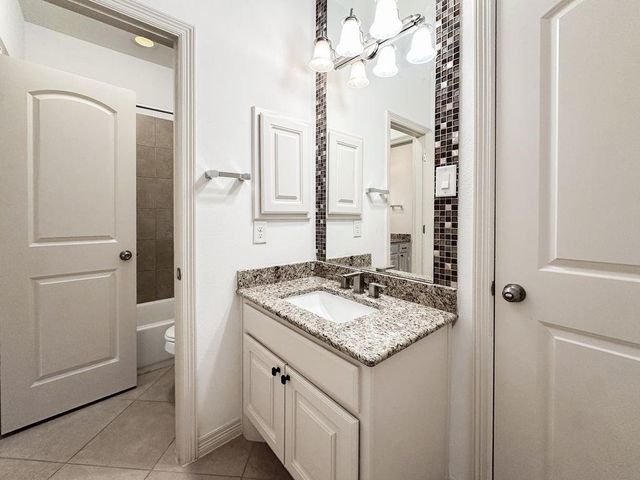 14 Spincaster Dr, Spring, TX 77389