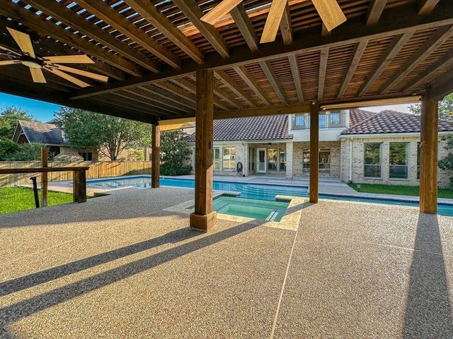 14 Spincaster Dr, Spring, TX 77389