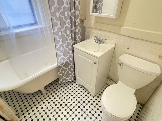 15 Park Drive 12, Boston, MA 02215