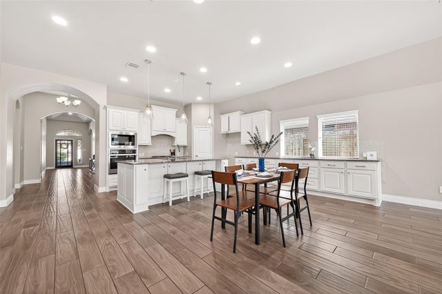 4522 Primrose Valley Lane, Fulshear, TX 77441