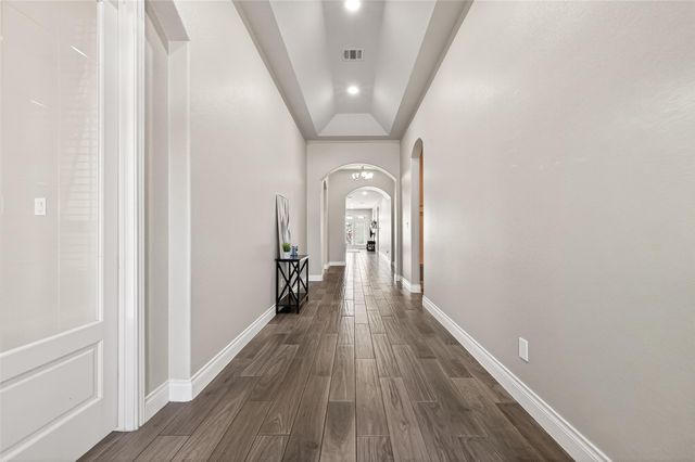 4522 Primrose Valley Lane, Fulshear, TX 77441