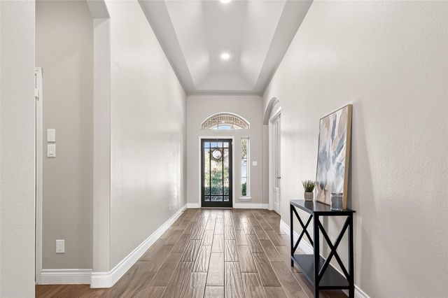 4522 Primrose Valley Lane, Fulshear, TX 77441