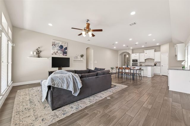 4522 Primrose Valley Lane, Fulshear, TX 77441