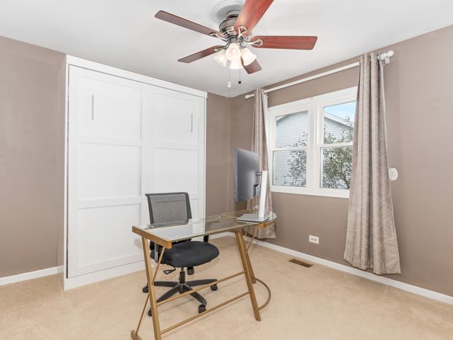 809 Bruno Court, Naperville, IL 60563