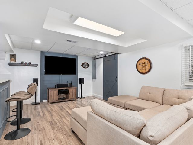 809 Bruno Court, Naperville, IL 60563