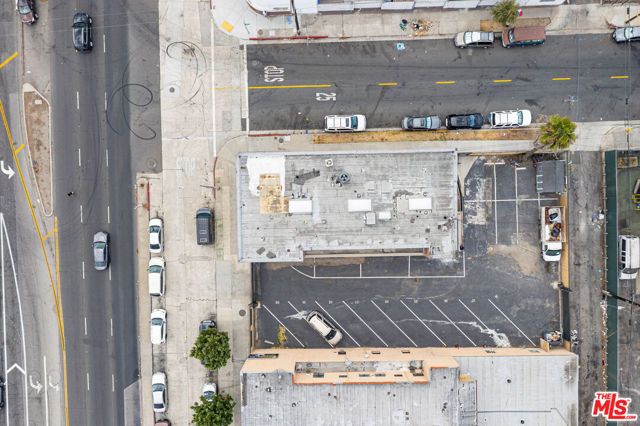 8629 S Vermont Avenue, Los Angeles, CA 90044