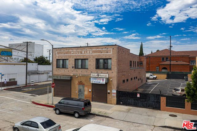 8629 S Vermont Avenue, Los Angeles, CA 90044