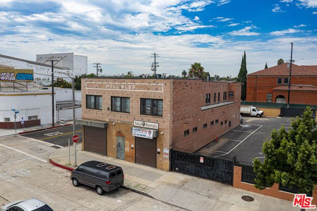 8629 S Vermont Avenue, Los Angeles, CA 90044