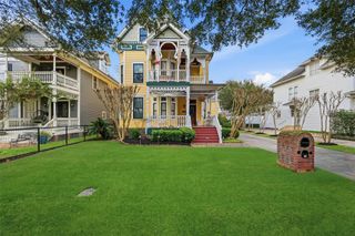 619 E 7th 1/2 Street, Houston, TX 77007