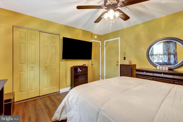10 FURMAN RD, Dillsburg, PA 17019