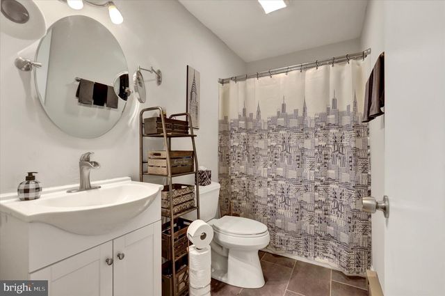 10 FURMAN RD, Dillsburg, PA 17019