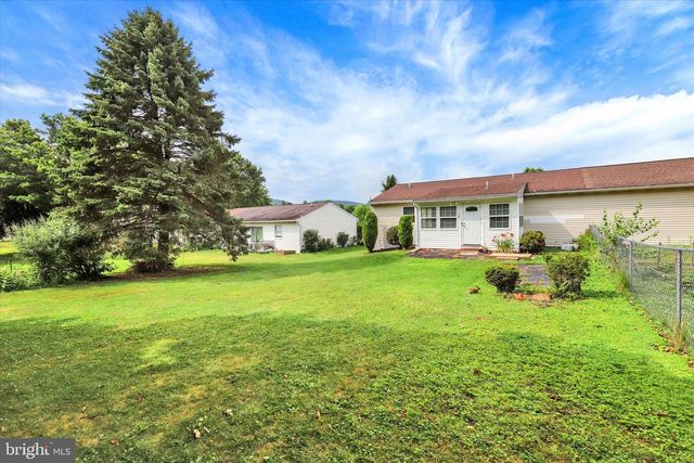 10 FURMAN RD, Dillsburg, PA 17019