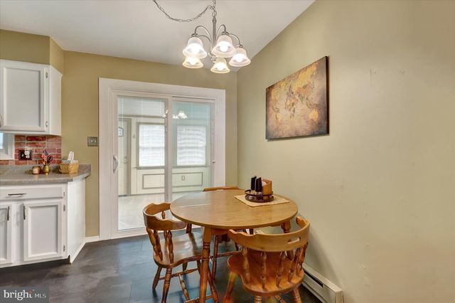 10 FURMAN RD, Dillsburg, PA 17019