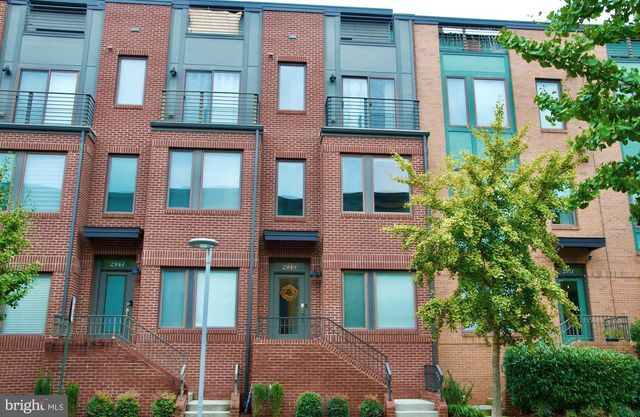 2949 STELLA BLUE LN, Fairfax, VA 22031