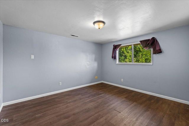 1310 Vista Drive, Central Point, OR 97502