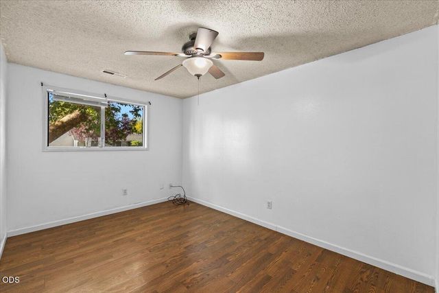 1310 Vista Drive, Central Point, OR 97502