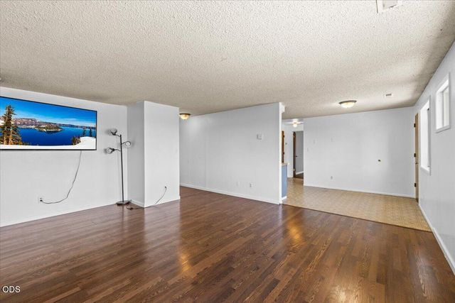 1310 Vista Drive, Central Point, OR 97502