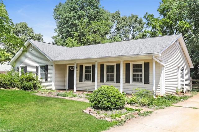 4109 Butterfield Drive, Greensboro, NC 27405