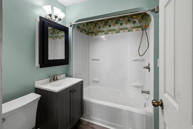129 E JOHNSON STREET, Fond Du Lac, WI 54935