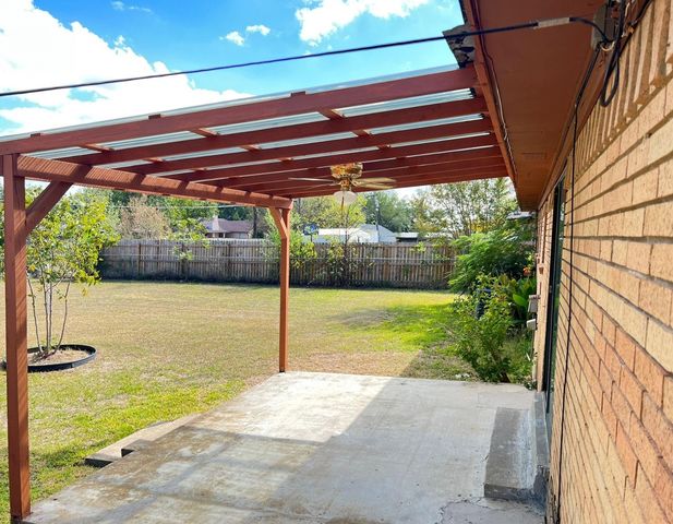 209 Red Bird Lane, Mexia, TX 76667