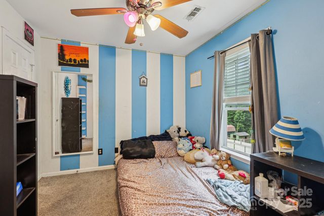719 Dawn Circle, Charlotte, NC 28213